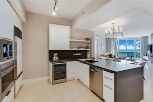 16001 Collins Ave, Sunny Isles Beach, FL 33160 - Photo 9