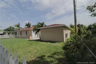 442 NW 100th St, Miami, FL 33150 - Photo 25