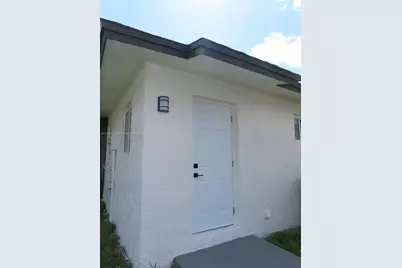 95 SW 17th Ter, Homestead, FL 33030 - Photo 17