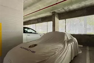 2950 NE 188th St, Aventura, FL 33180 - Photo 25