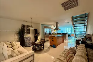 2950 NE 188th St, Aventura, FL 33180 - Photo 9