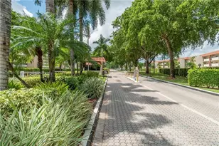 8900 Washington Blvd, Pembroke Pines, FL 33025 - Photo 27