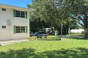 1851 NE 62nd St, Fort Lauderdale, FL 33308 - Photo 3