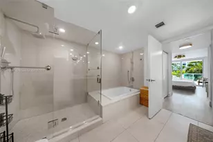 1025 92nd St, Bay Harbor Islands, FL 33154 - Photo 13