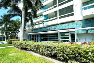 1025 92nd St, Bay Harbor Islands, FL 33154 - Photo 39