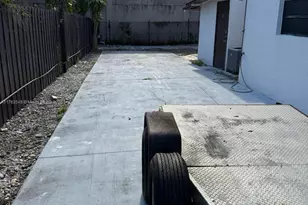 1541 SW 52nd Ave, Plantation, FL 33317 - Photo 17