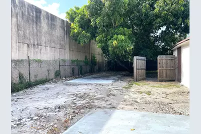 1541 SW 52nd Ave, Plantation, FL 33317 - Photo 23