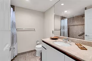 1643 Brickell Ave, Miami, FL 33129 - Photo 23