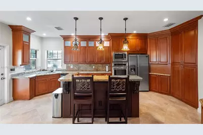 2136 NW 4th St, Fort Lauderdale, FL 33311 - Photo 13