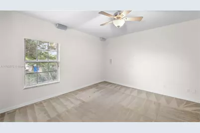 2136 NW 4th St, Fort Lauderdale, FL 33311 - Photo 33