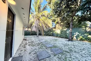 929 SW 12th Ave, Miami, FL 33130 - Photo 17