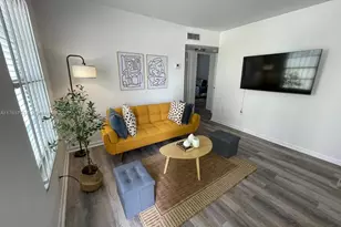 55 NW 11th Ave, Miami, FL 33128 - Photo 3