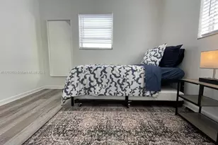 55 NW 11th Ave, Miami, FL 33128 - Photo 9