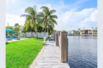 16473 NE 31st Ave, North Miami Beach, FL 33160 - Photo 35