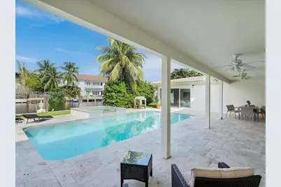 16473 NE 31st Ave, North Miami Beach, FL 33160 - Photo 25