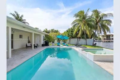 16473 NE 31st Ave, North Miami Beach, FL 33160 - Photo 27