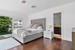 16473 NE 31st Ave, North Miami Beach, FL 33160 - Photo 5