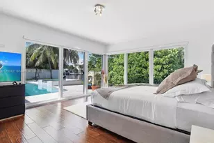 16473 NE 31st Ave, North Miami Beach, FL 33160 - Photo 7