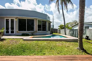 4750 SW 43rd Ave, Dania Beach, FL 33314 - Photo 7