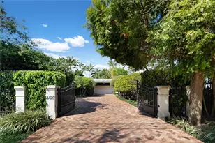4620 Granada Blvd, Coral Gables, FL 33146 - Photo 3