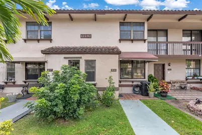 12242 SW 16th Ter #L-106, Miami, FL 33175 - Photo 1