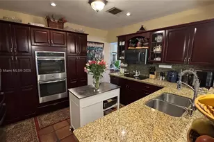 8720 SW 192nd Terrace, Cutler Bay, FL 33157 - Photo 27