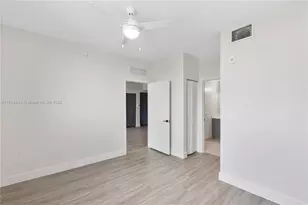 1559 NW 15th Street Rd, Miami, FL 33125 - Photo 11