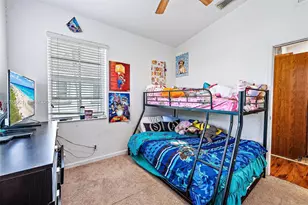 3229 Laurel Ridge Cir, Riviera Beach, FL 33404 - Photo 9