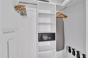 4010 S Ocean Dr, Hollywood, FL 33019 - Photo 25