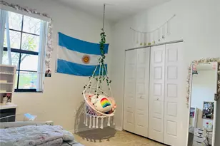 616 NE 193rd St, Miami, FL 33179 - Photo 27