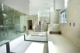 92 SW 3rd St, Miami, FL 33130 - Photo 31