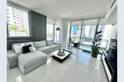 92 SW 3rd St #1410, Miami, FL 33130 - Photo 3