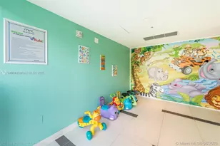 92 SW 3rd St, Miami, FL 33130 - Photo 33