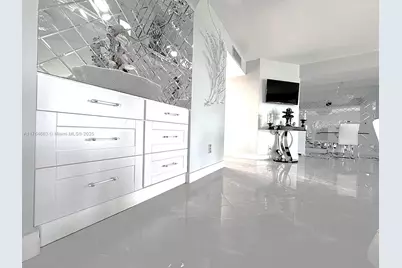 3836 Via Poinciana #604, Lake Worth, FL 33467 - Photo 13
