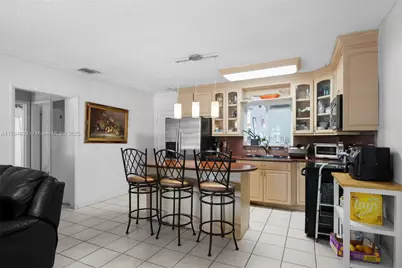 5810 SW 22nd St, Miami, FL 33155 - Photo 9