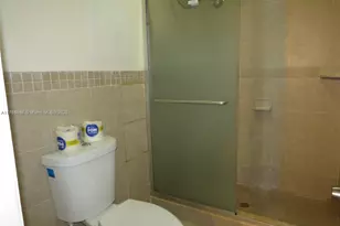 216 Lakeside Cir, Sunrise, FL 33326 - Photo 11