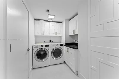 5801 Collins Ave #600, Miami Beach, FL 33140 - Photo 31