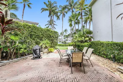 3015 NE 208th St, Aventura, FL 33180 - Photo 41