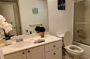 19390 Collins Ave, Sunny Isles Beach, FL 33160 - Photo 11