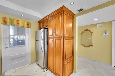 2681 S Course Dr #912, Pompano Beach, FL 33069 - Photo 7