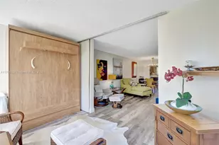 9821 Sunrise Lakes Blvd, Sunrise, FL 33322 - Photo 17