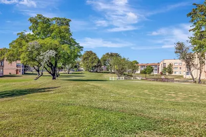 9821 Sunrise Lakes Blvd #107, Sunrise, FL 33322 - Photo 39