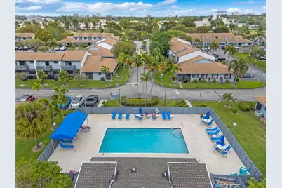 1652 N 14th Ter, Hollywood, FL 33020 - Photo 19