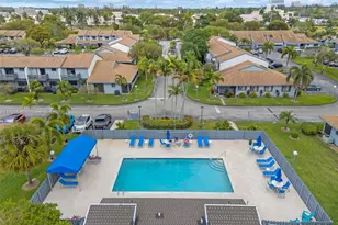 1652 N 14th Terrace, Hollywood, FL 33020 - Photo 19