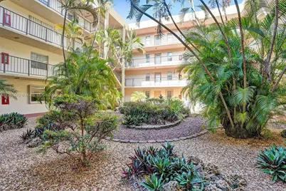 2811 Somerset Dr #405, Lauderdale Lakes, FL 33311 - Photo 39