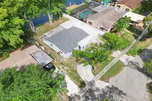 924 N 30th Rd, Hollywood, FL 33021 - Photo 45