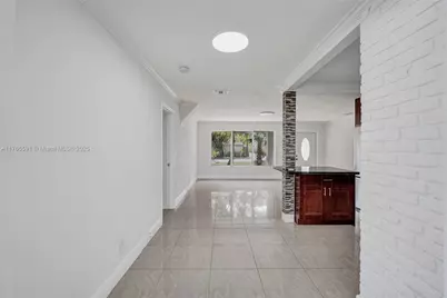 924 N 30th Rd, Hollywood, FL 33021 - Photo 81