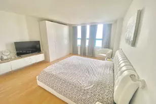 9801 Collins Ave, Bal Harbour, FL 33154 - Photo 15