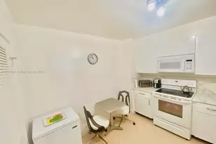 9801 Collins Ave, Bal Harbour, FL 33154 - Photo 29