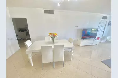 9801 Collins Ave #8M, Bal Harbour, FL 33154 - Photo 5